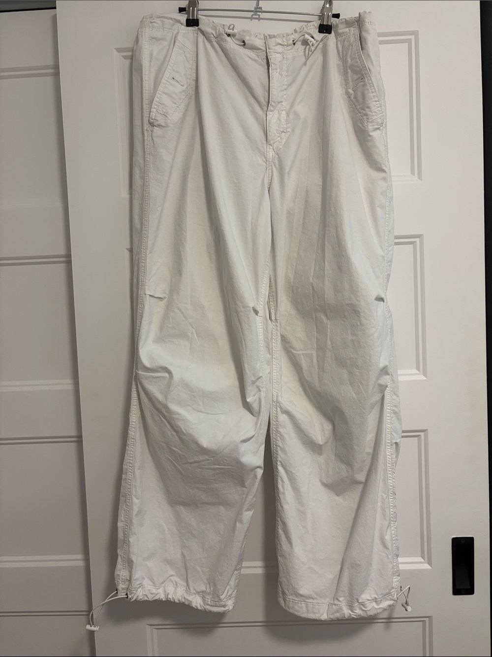 Women’s Parachute Drawstring Cargo Pants